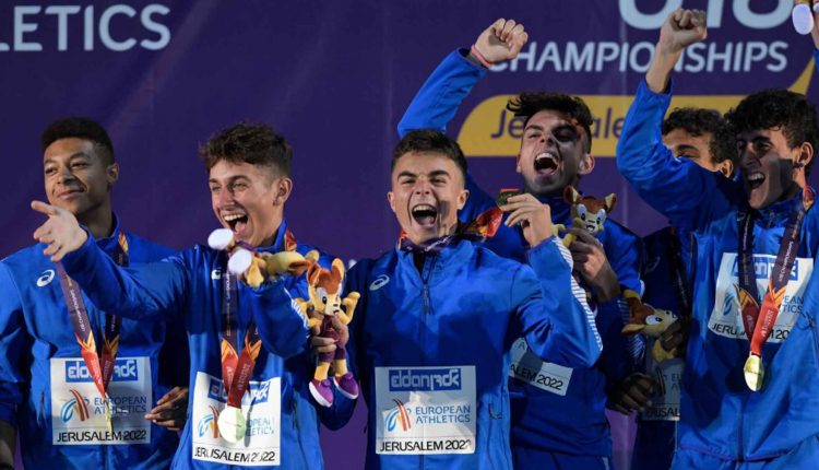 premiazione-staffetta-svedese-europei-under-18
